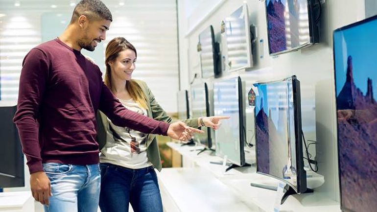 El Plan Canje de Samsung permite entregar el vijo televisor y llevarse un nuevo smart tv y ahorrar hasta $400 mil. 