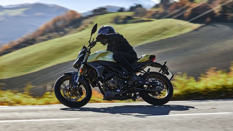 Morbidelli M300N. Morbidelli M300N.