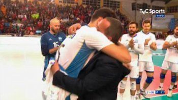 jose montesano, el periodista que volvio de la muerte y llora con los jugadores jose montesano, el periodista que volvio de la muerte y llora con los jugadores