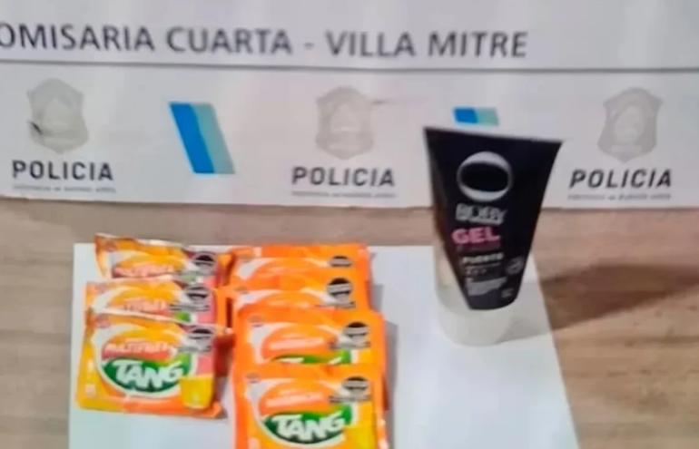 El comisario había robado algunos productos días antes del macabro hallazgo. El comisario había robado algunos productos días antes del macabro hallazgo.