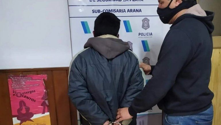 Un joven golpeó y abusó sexualmente de su abuela; quedó detenido