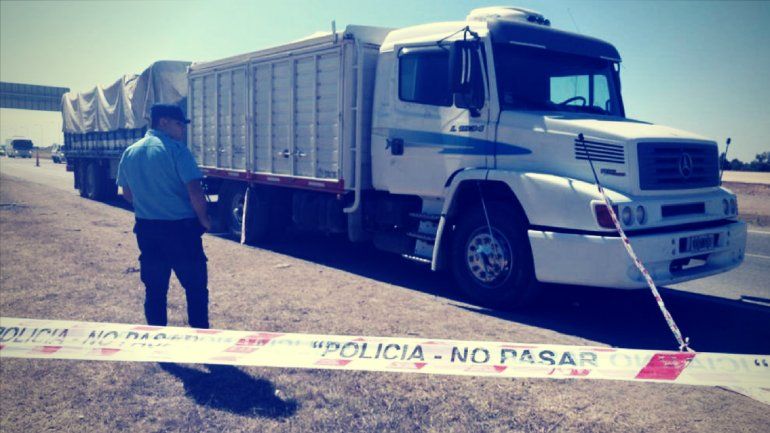 Acribillaron a tiros a un camionero pero no le robaron nada