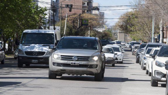 Volvieron los estatales y se sintió en el tránsito: los comerciantes