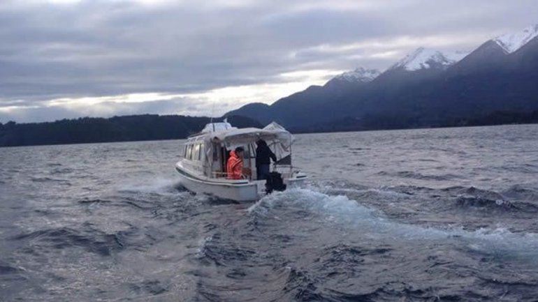 Prefectura rescató una embarcación con siete tripulantes que estaban a la deriva
