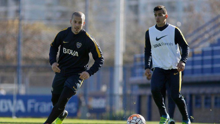 Comienza a las 20 y Darío Benedetto será titular en el Xeneize.