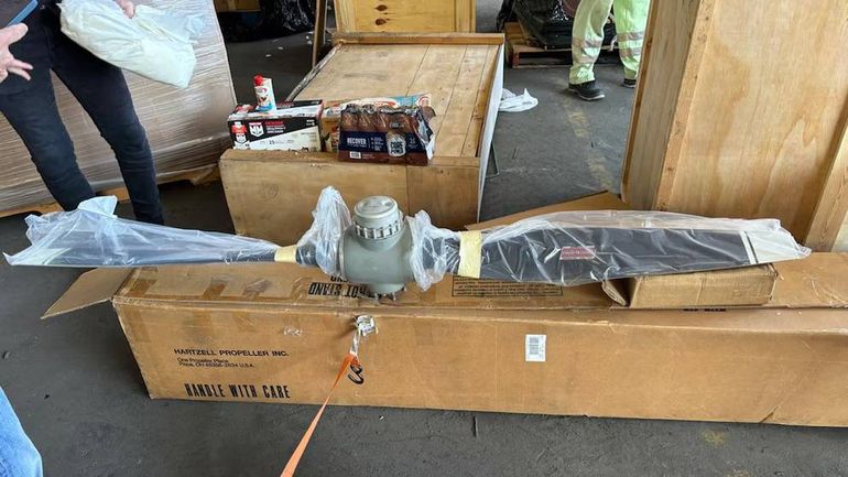 Hélice de avión incautada por ARCA. Hélice de avión incautada por ARCA.