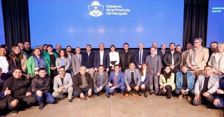 Presentación del gobernador Rolando Figueroa del Plan de Deportes. Presentación del gobernador Rolando Figueroa del Plan de Deportes.