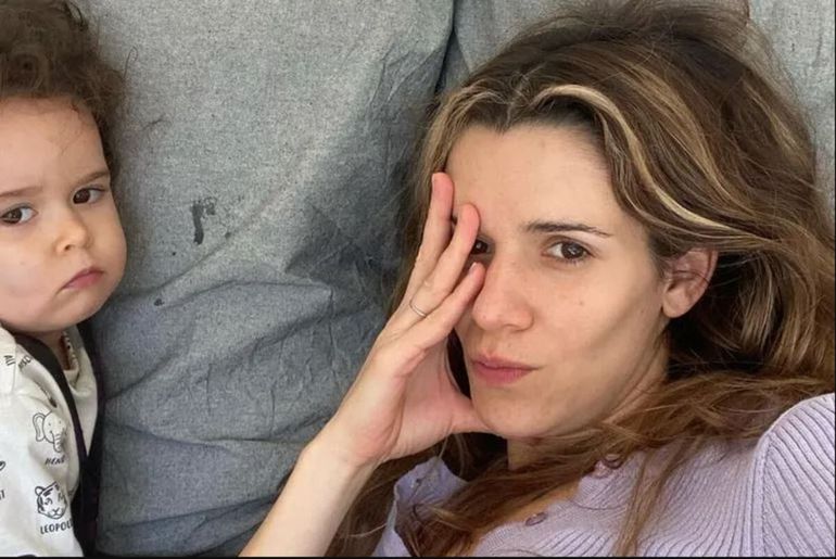 Violeta Urtizberea y su hija Lila.