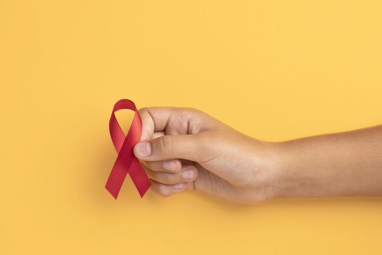 VIH en Argentina: 4.500 nuevos casos se diagnostican cada año, más del doble en varones que en mujeres