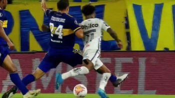 santos reclamara a la conmebol por un penal que no vio el var santos reclamara a la conmebol por un penal que no vio el var