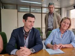 Neuquén lanza créditos por $2.000 millones para financiar mensuras y titularización de tierras. Neuquén lanza créditos por $2.000 millones para financiar mensuras y titularización de tierras.