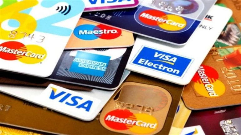 Las tarjetas de crédito tendrán varias modificaciones tras el DNU.