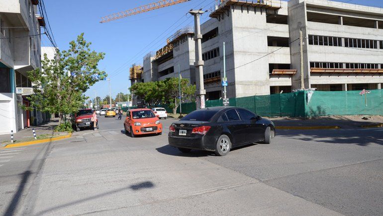 Huiliches: piden un semáforo en una peligrosa esquina