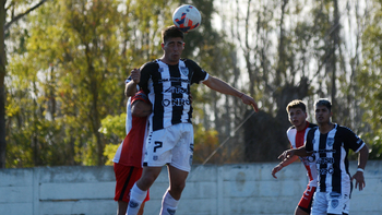 cipolletti le gano a sansinena y se metio en zona de clasificacion cipolletti le gano a sansinena y se metio en zona de clasificacion