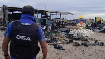 robaban vehiculos, los desguazaban en la meseta y vendian las autopartes robaban vehiculos, los desguazaban en la meseta y vendian las autopartes