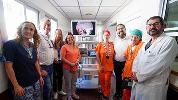 El ministro de Salud, Martín Regueiro junto a su equipo de trabajo. Foto: Gentileza. 