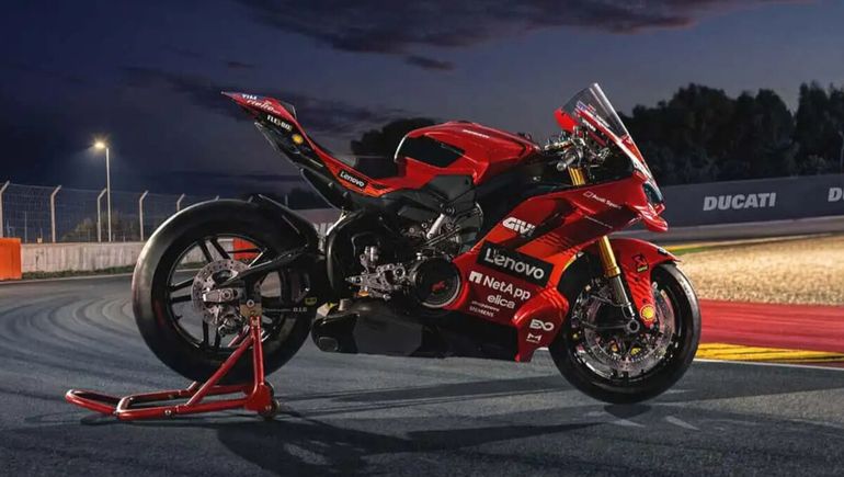 La Ducati Panigale V4 Márquez 2025 World Champion Replica lanzada en homenaje a Marc Márquez. La Ducati Panigale V4 Márquez 2025 World Champion Replica lanzada en homenaje a Marc Márquez.