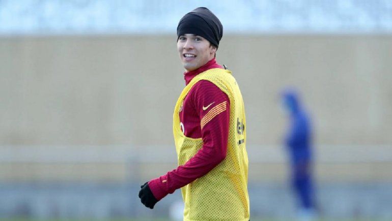 El juvenil del Barcelona, Riqui Puig; no cuenta para Ronald Koeman.