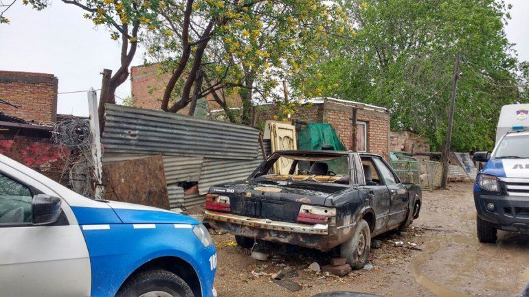 El allanamiento en toma La Familia a la casa de los Chavos. En el oeste secuestraron armas y droga fraccionada.