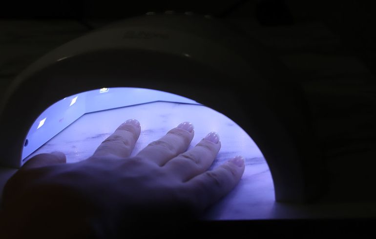 Estas son las seis lesiones que puede causar la manicura semipermanente Estas son las seis lesiones que puede causar la manicura semipermanente