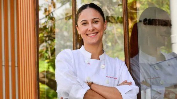 Yvonne Pervanas, la pastelera de Chos Malal.