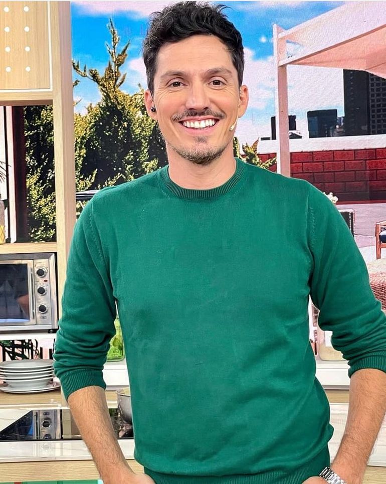 El periodista Guido Záffora recibió el desconcertante mensaje de L-Gante tras hablar de él en Es por Ahí.