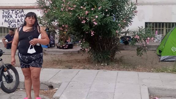 Ivana Báez no va a parar hasta encontrar Justicia por su hijo, apuñalado en Comodoro Rivadavia.