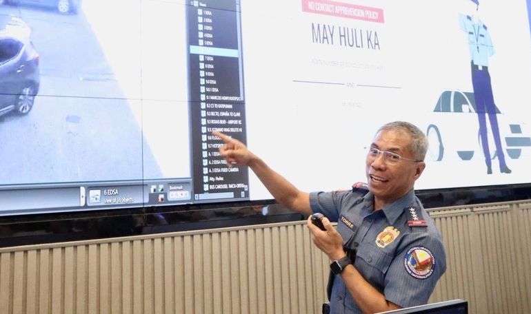Para cumplir con las exigencias, los agentes de la Policía de Filipinas no deben pesar más o menos de cinco kilos sobre el Índice de Masa Corporal (IMC).