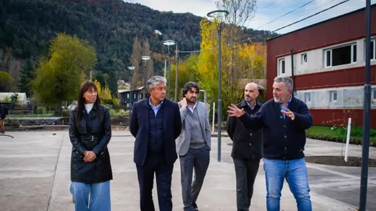 El gobernador recorrió obras en San Martín de los Andes