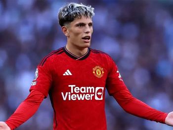Un ex Manchester United destrozó a Garnacho en sus declaraciones.