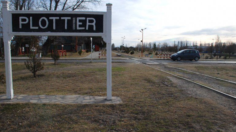 Plottier: con un desfile, festejan el aniversario