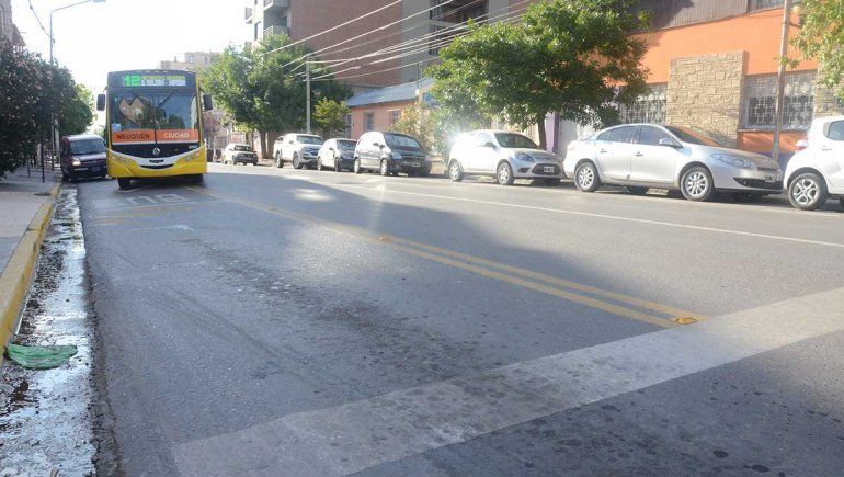 Retiran señalización de los carriles exclusivos