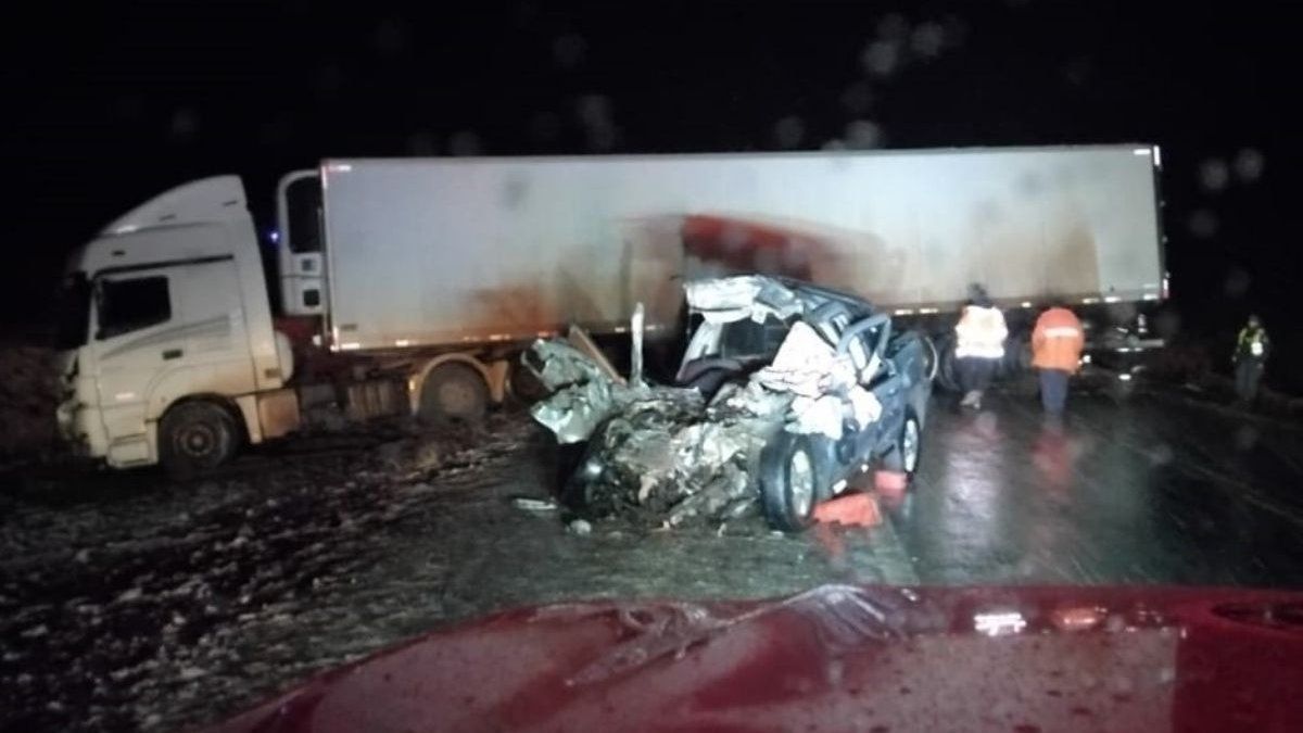 El camionero que causó el choque fatal de la Ruta 40 quiso regresar a Brasil y no lo dejaron thumbnail