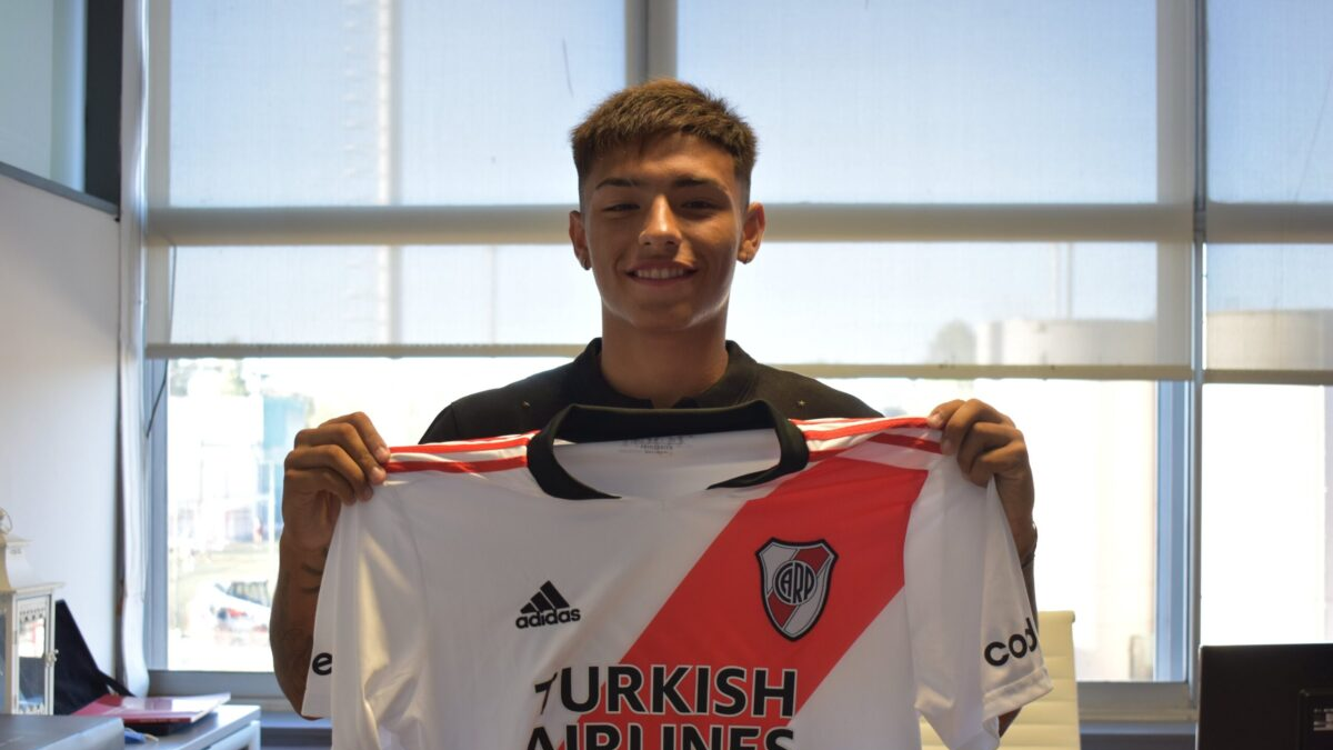 Quien es el Gigante Ruberto, la joya de River que ya firmó contrato