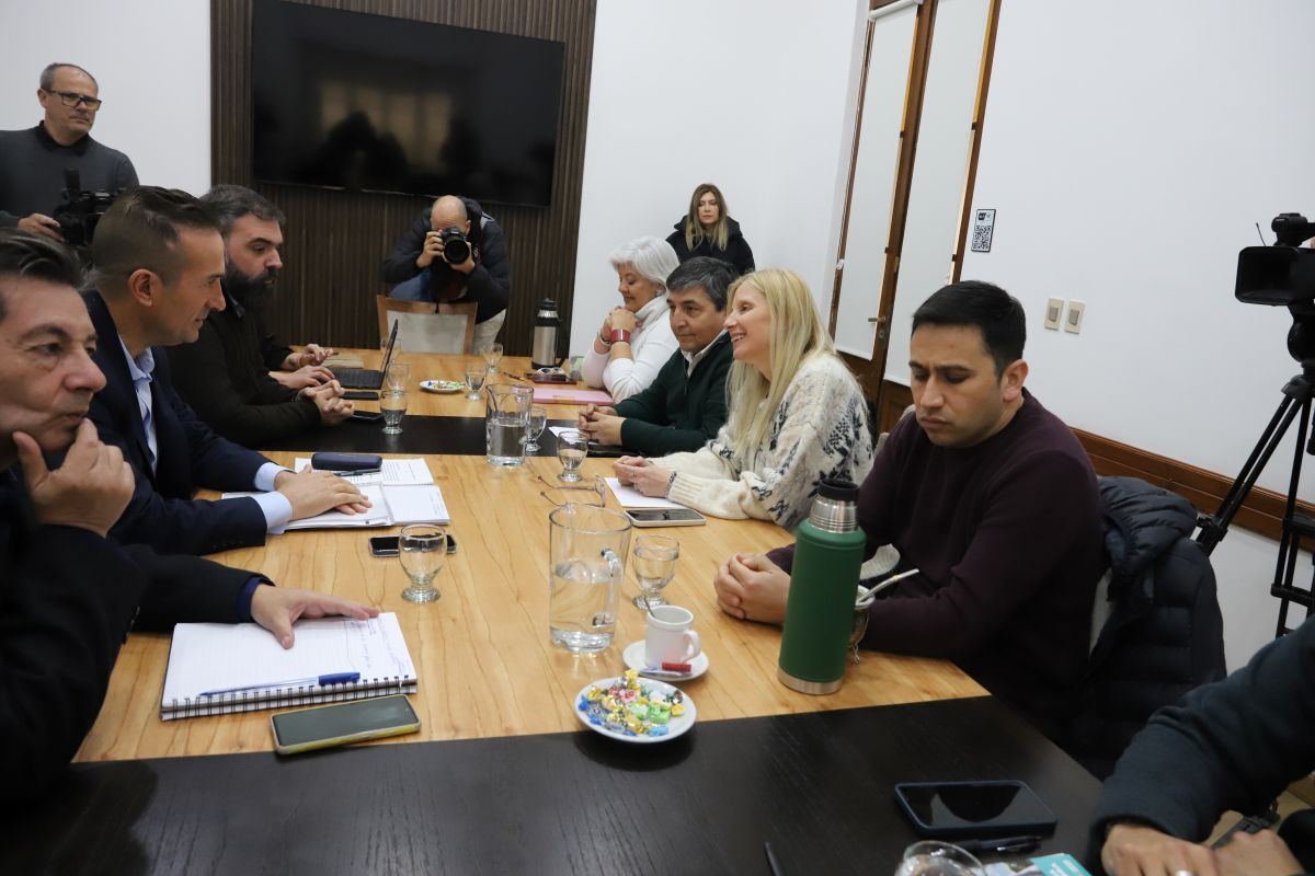 ATE pidió continuar con el IPC, pero con una cláusula de recuperación salarial