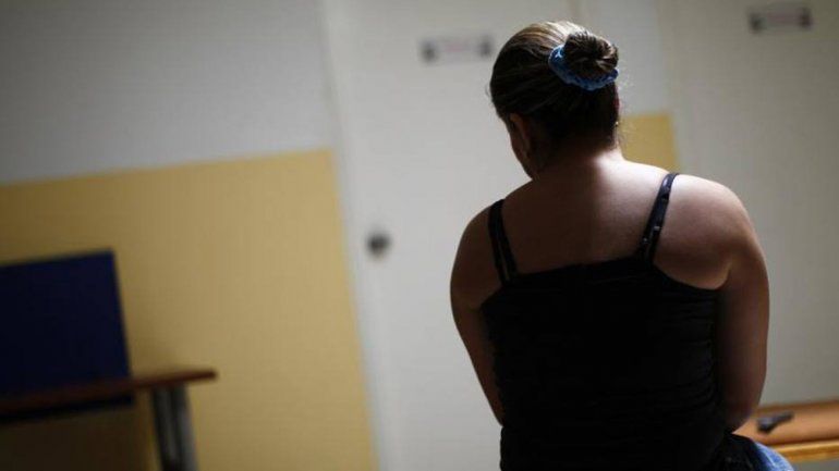 La Policía llegó a rescatar a la mujer cuando recibía una golpiza en su casa. Tras ser asistida en el hospital