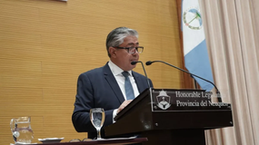 Tras la sanción de la ley, Rolando Figueroa fue el primer funcionario público en someterse al narcotest