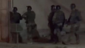 Trelew: se atrincheró y amenazó con matarse. Trelew: se atrincheró y amenazó con matarse.