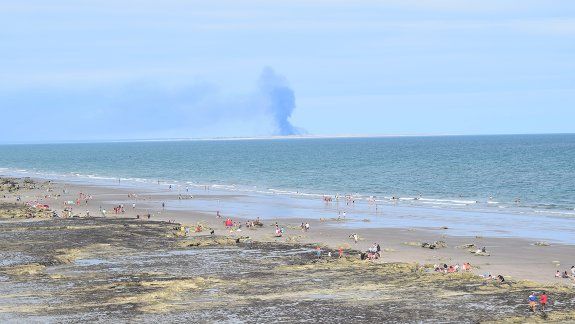 Incendio rural en el Puerto del Este.&nbsp; El humo se observó desde la playa de Las Grutas.&nbsp;