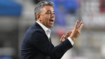 paliza: marcelo gallardo sufrio una dura goleada en su debut con ecuador paliza: marcelo gallardo sufrio una dura goleada en su debut con ecuador