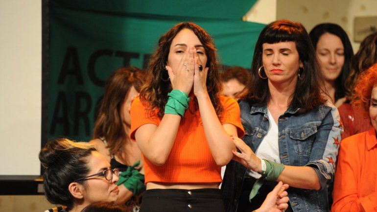 Se viralizó un extraño video de Thelma y Darthés