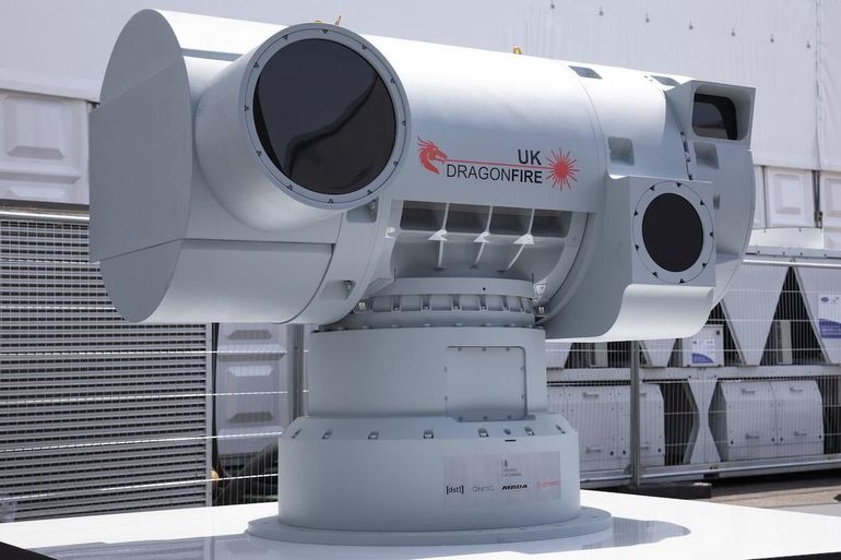 Un equipo montable del DragonFire. Un equipo montable del DragonFire.