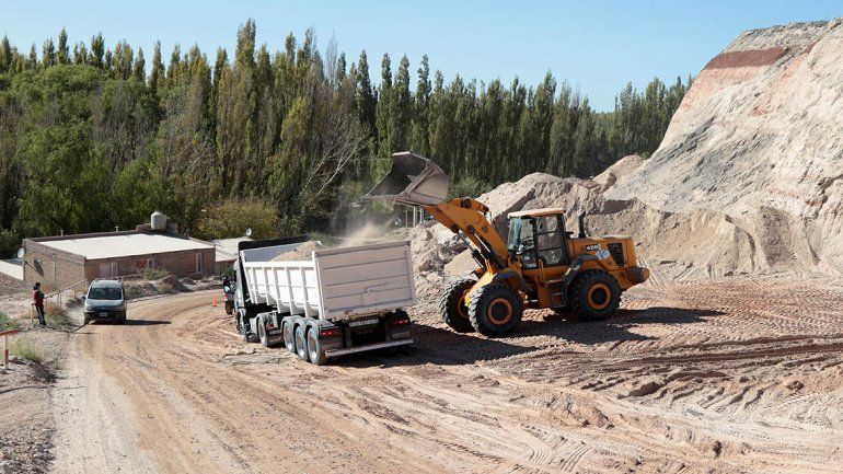 Reanudaron la obra de pavimento en Nueva España