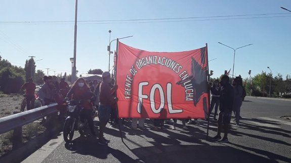 Organizaciones reclamaron con cortes de ruta en Senillosa
