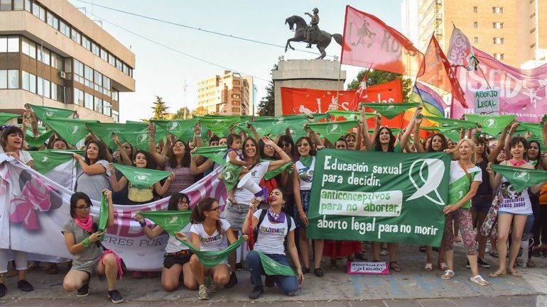 Neuquén tendrá su pañuelazo en apoyo al nuevo proyecto de aborto legal