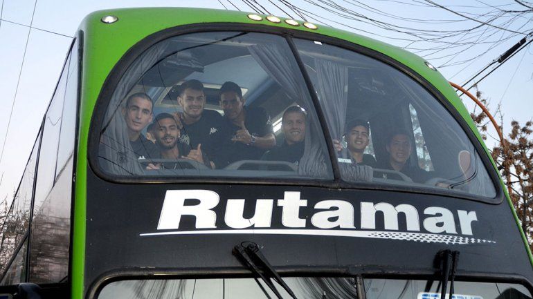 El colectivo del plantel de Cipolletti hará varios viajes largos en la primera fase del Federal A.