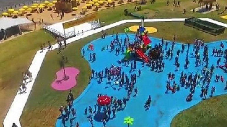 Larreta inauguró una pileta falsa y los memes estallaron en las redes