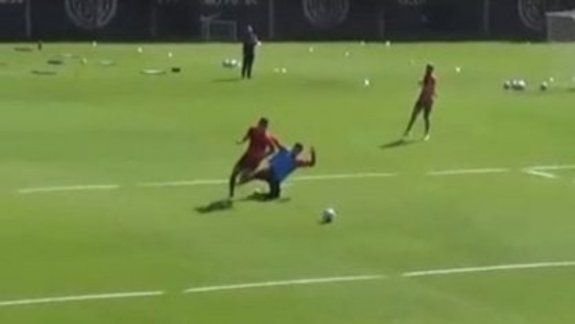 ¡Justo hoy! Filtraron la terrible patada de Ángel Romero a un compañero
