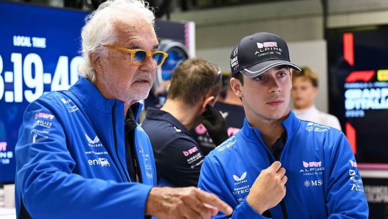 ¿Sigue Franco? El viaje que habría hecho Flavio Briatore a la Argentina por la continuidad de Colapinto