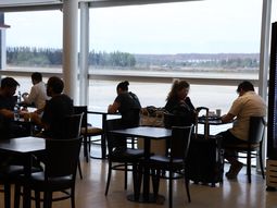 Intiman a levantar las medidas de fuerza. Intiman a levantar las medidas de fuerza.